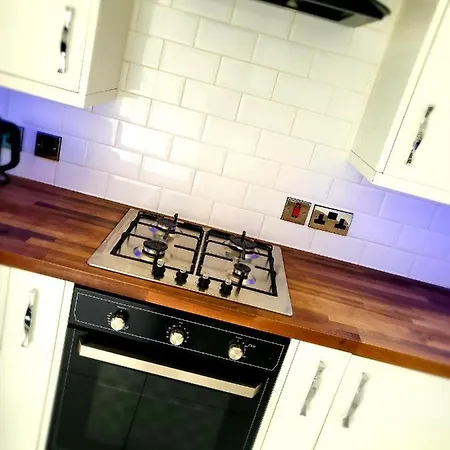 Apartment Luxurious 2 Bed House Leeds (West Yorkshire)
