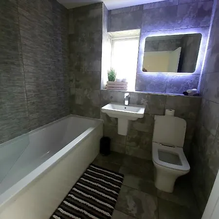 Luxurious 2 Bed House