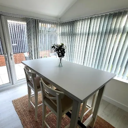 Apartment Luxurious 2 Bed House *